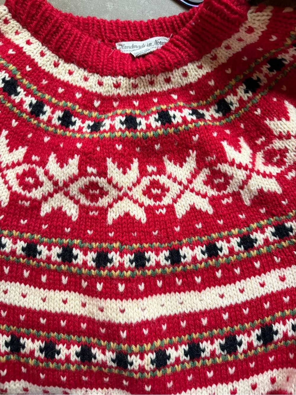 Vintage Hand Knit in Norway Sweater Women Sz M/L Red Pure Wool Fair Isle Nordic - Picture 5 of 6